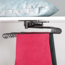 Izvlečni obešalnik za hlače ALMA / Mat črna