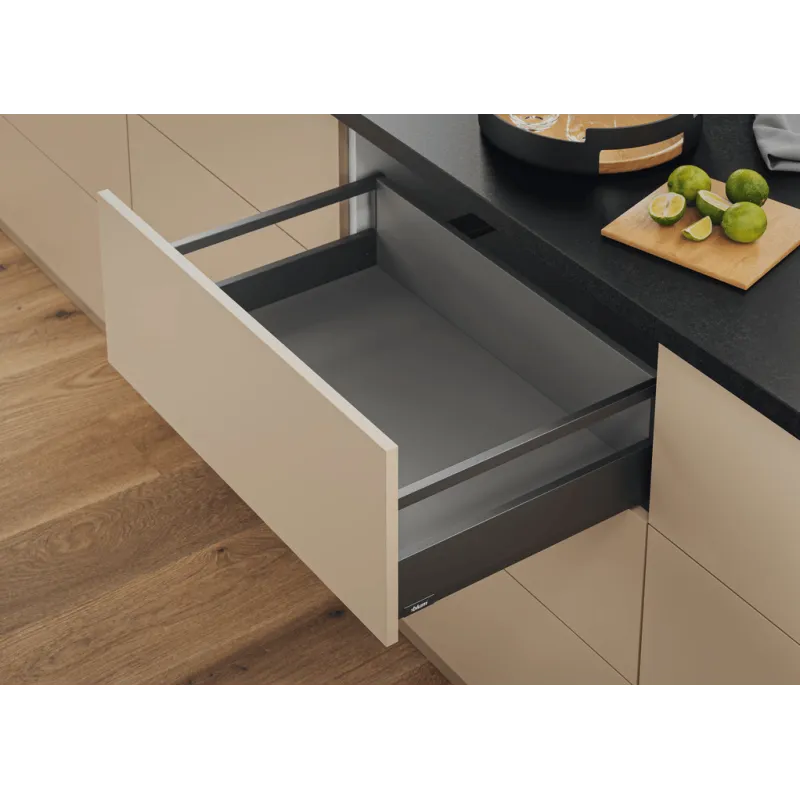 Kuhinjski predal BLUM – Merivobox »E« z nosilcem 40 kg / Orion siva