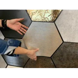 Dekorativni stenski element / Zlati semiš