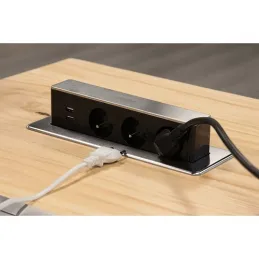 Izvlečna električna vtičnica OTIO DESK 3x230V + 2xUSB-polnjenje / imitacija nerjavnega jekla