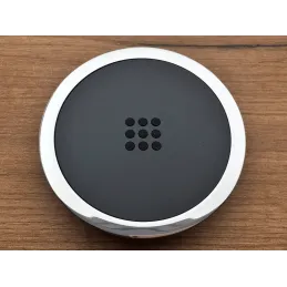 Brezžični polnilnik VersaCharger / Črna – krom