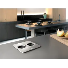 Električna vtičnica Twist square 1x 230 V + USB A-C / nerjavno jeklo