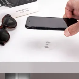 Skriti brezžični polnilnik 60 mm AIRTOP / Črna