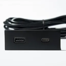 Električna vtičnica USB-polnilnik Square A+C / mat črna