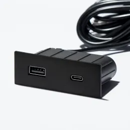 Električna vtičnica USB-polnilnik Square A+C / mat črna