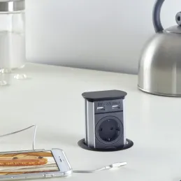 Izvlečna vtičnična enota BRICK SCHUKO 3x230 V + USB A / nerjavno jeklo