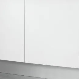 Komplet 2 kuhinjskih podnožij dolžine 2,35 m z dodatki PLASLINE / Srebrna