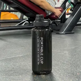 Športna steklenica za vodo FITTNESS 600 ml / črna dimna