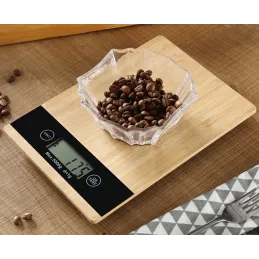 Kuhinjska tehtnica z LCD-prikazovalnikom, 5 kg / Bambusov les
