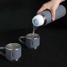 Oblikovalska termovka s 3 skodelicami, 500 ml / mat črna