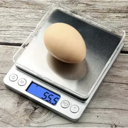 Kuhinjska tehtnica 2 kg z zaslonom in posodami / Nerjavno jeklo