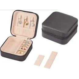 Potovalna škatlica za nakit MIKAELA / Črna