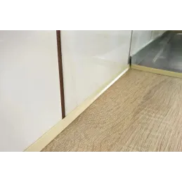 Tesnilo za delovni pult 4,2 m / Bež barva