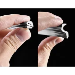 Samolepilno tesnilo za okna in vrata 4000 mm / Črna