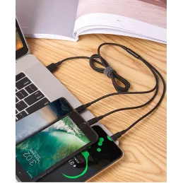 3-v-1 polnilnik za telefon USB-A PRACTICO / Črna