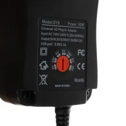 Univerzalni napajalnik s 6 priključki 3–12 V + USB / Črn