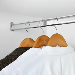 Ovalna garderobna palica / Sijajni krom