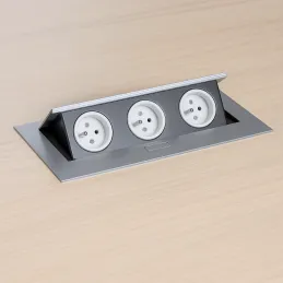 Dvižna električna vtičnica GEMINO 3x230V / Aluminij