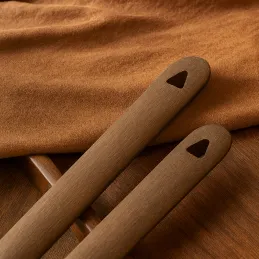 Magnetični obuvni žličnik MAGNETA WOOD / ameriški oreh