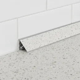 Tesnilna letev KRONOSPAN Mramor Terrazzo Light / K095