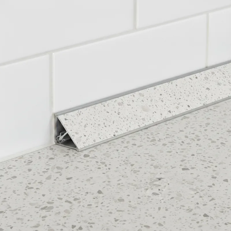 Tesnilna letev KRONOSPAN Mramor Terrazzo Light / K095