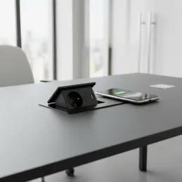 Izvlečna električna vtičnica 1 × 230 V + polnjenje USB A-C / mat črna