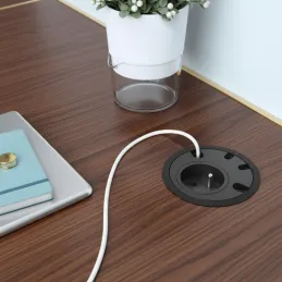 Električna vtičnica s prehodkami za kable LOOP IN / Črna