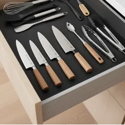 Protizdrsna podloga za predal GLOBE LEGRABOX / Črna