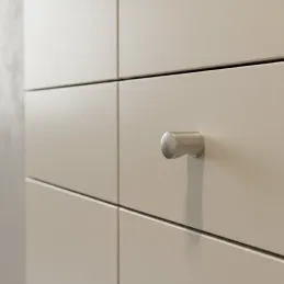 Gumb LIVIA / brušen nikelj