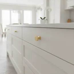 Ročaj gumb AMADORA / staro zlata