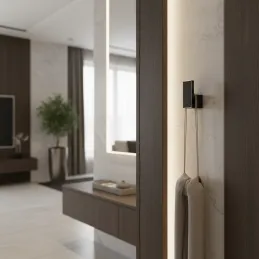 Obešalnik DESIGNO / Mat črna
