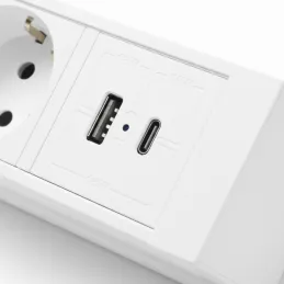 Namizna vgradna vtičnica DESK 3x230 V + 2xUSB-polnjenje / Bela
