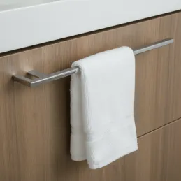 Obešalnik za krpe VALENT / Sijajni krom