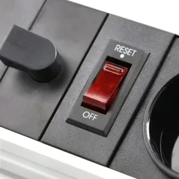 Izvlečna vtičnica LEGIA SCHUKO 2x230V + USB A-C + lučka / Mat črna
