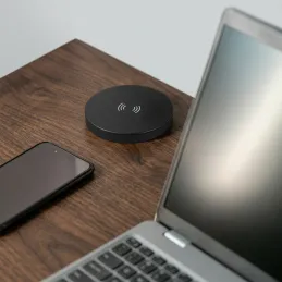 Izvlečna vtičnica LEGIA SCHUKO 2x230V + USB A-C + lučka / Mat črna