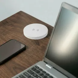 Izvlečna vtičnica LEGIA SCHUKO 2x230V + USB A-C + lučka / Bela matirana