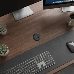 Namizni polnilnik 2 x USB A-C za vgradnjo v mizno ploščo debeline 25 mm PLUGY / mat črna