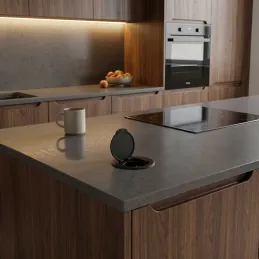 Notranja vtičnica ALPHA BOX SCHUKO 1x230V + USB C / mat črna
