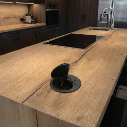 Notranja vtičnica ALPHA BOX SCHUKO 1x230V + USB C / mat črna