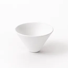 Lesena gumbasta ročica APOLO / mat bela