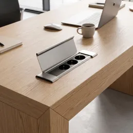 Vgradni razdelilnik SLIM BOX SCHUKO 3x 230V / nerjavno jeklo
