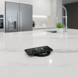 Samodejna izvlečna električna vtičnica ASTRA SCHUKO 3x230V + 2xUSB A-C / Črna