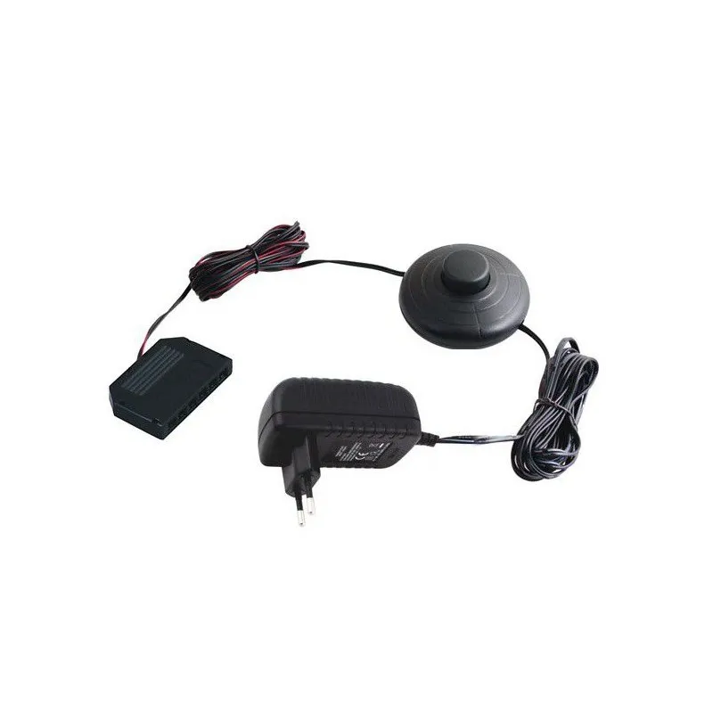 LED transformator (omrežni adapter) 12 V MINI / z izhodnimi priključki in nožnim stikalom