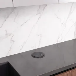 Avtomatska izvlečna vtičnica AMBIENTE SCHUKO 3x230V + USB A-C z osvetlitvijo in polnjenjem / Črno steklo