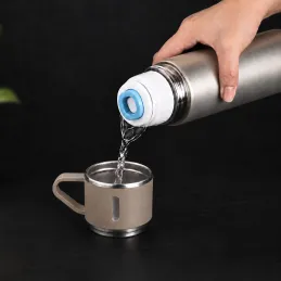 Nerjaveča termovka s kozarcem THERMIO 500 ml / Bež