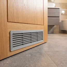 Dvostranska prezračevalna rešetka za vrata 430 x 115 mm / Siva