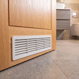 Dvostranska prezračevalna rešetka za vrata 430 x 115 mm / Bela mat