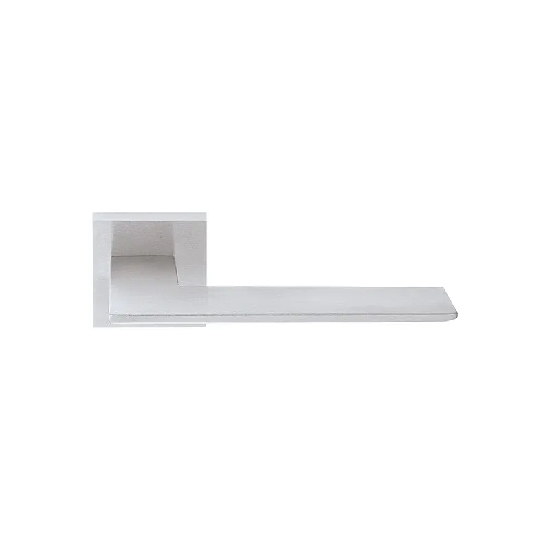 Rozetna kljuka BLADE / Matni krom