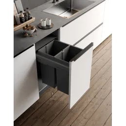 Izvlečni koš za odpadke 450 mm – 2 × 29 l z nosilci vrat / antracitna barva